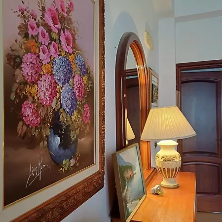 Guest Near Historical Center Affittacamere 3*